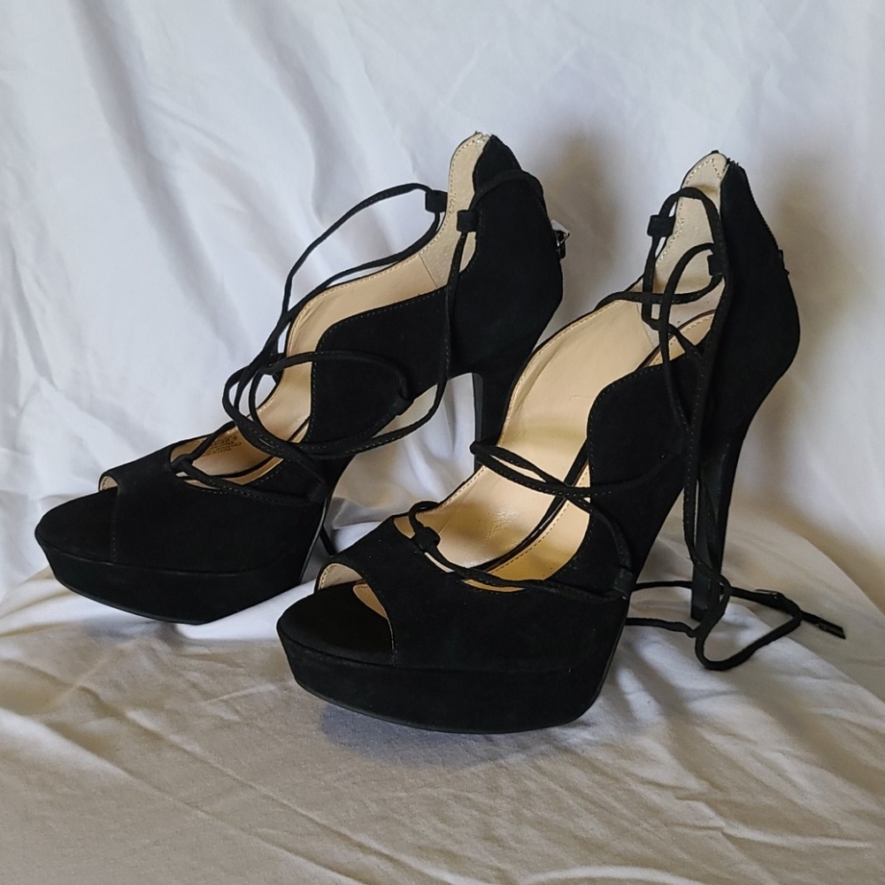 Jessica Simpson Baylin Heels 8.5